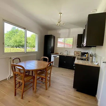 Maison De Renovee A Avec Balcon-terrasse - Fr-1-495-154